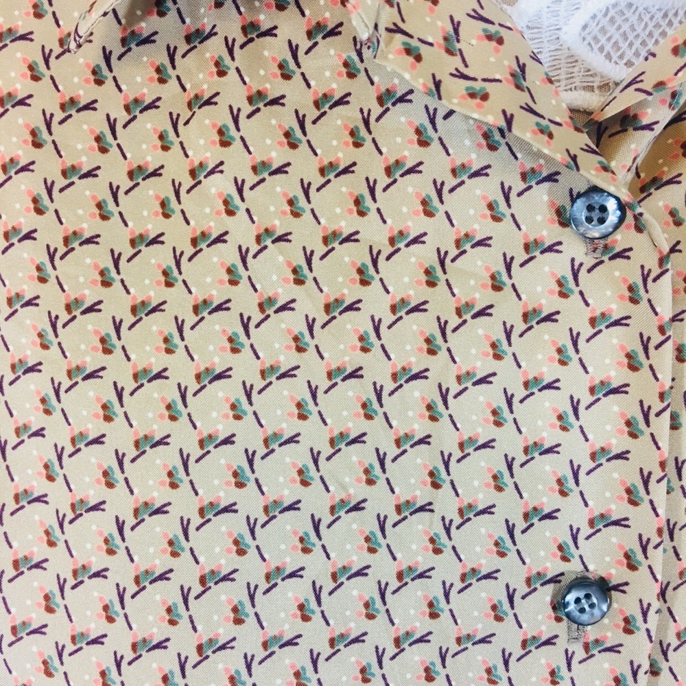 Retro Button Down - Picture 3 of 7